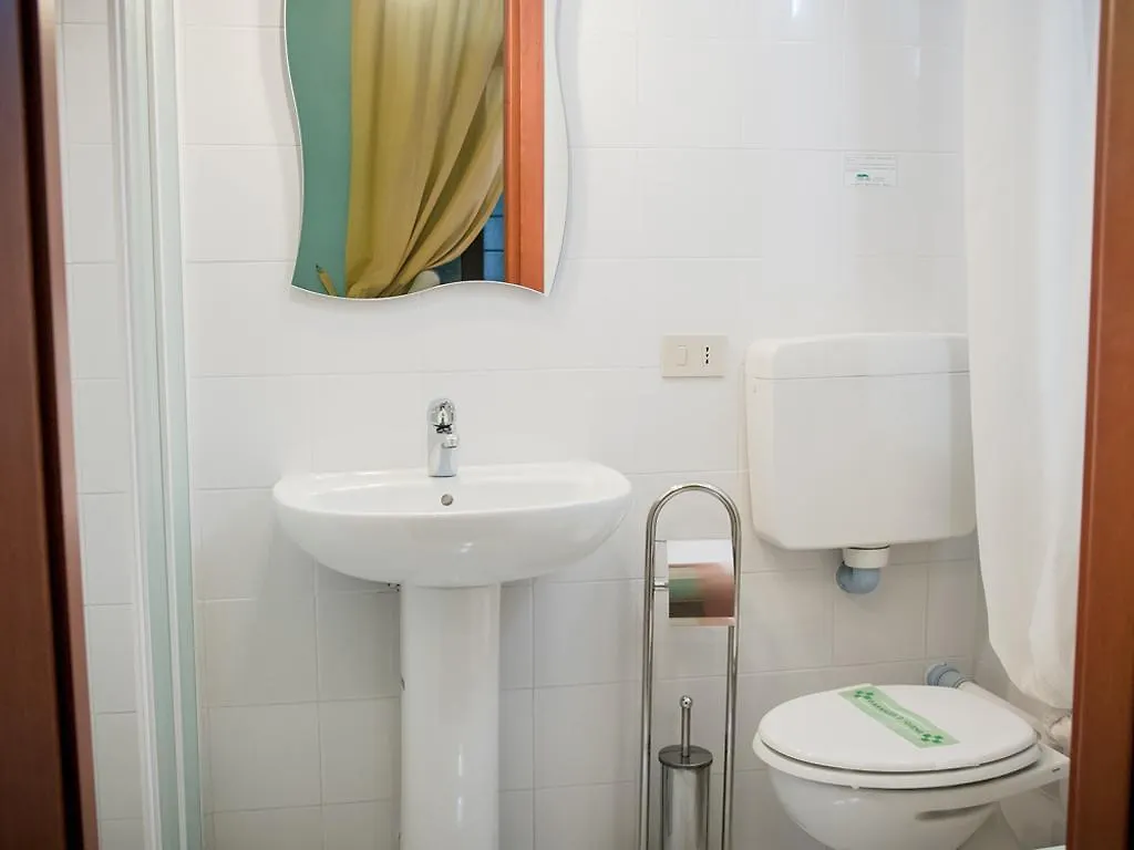 Residenza Quaggio Ca' Grimani Venice 2*,