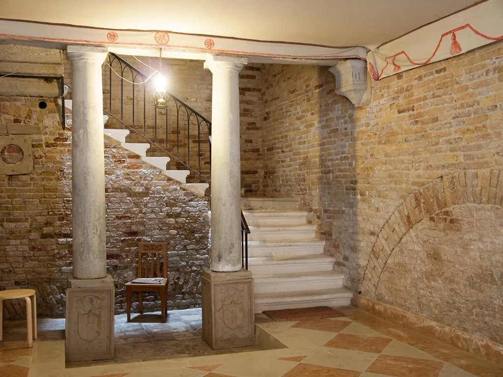 Residenza Quaggio Ca' Grimani Venice Italy